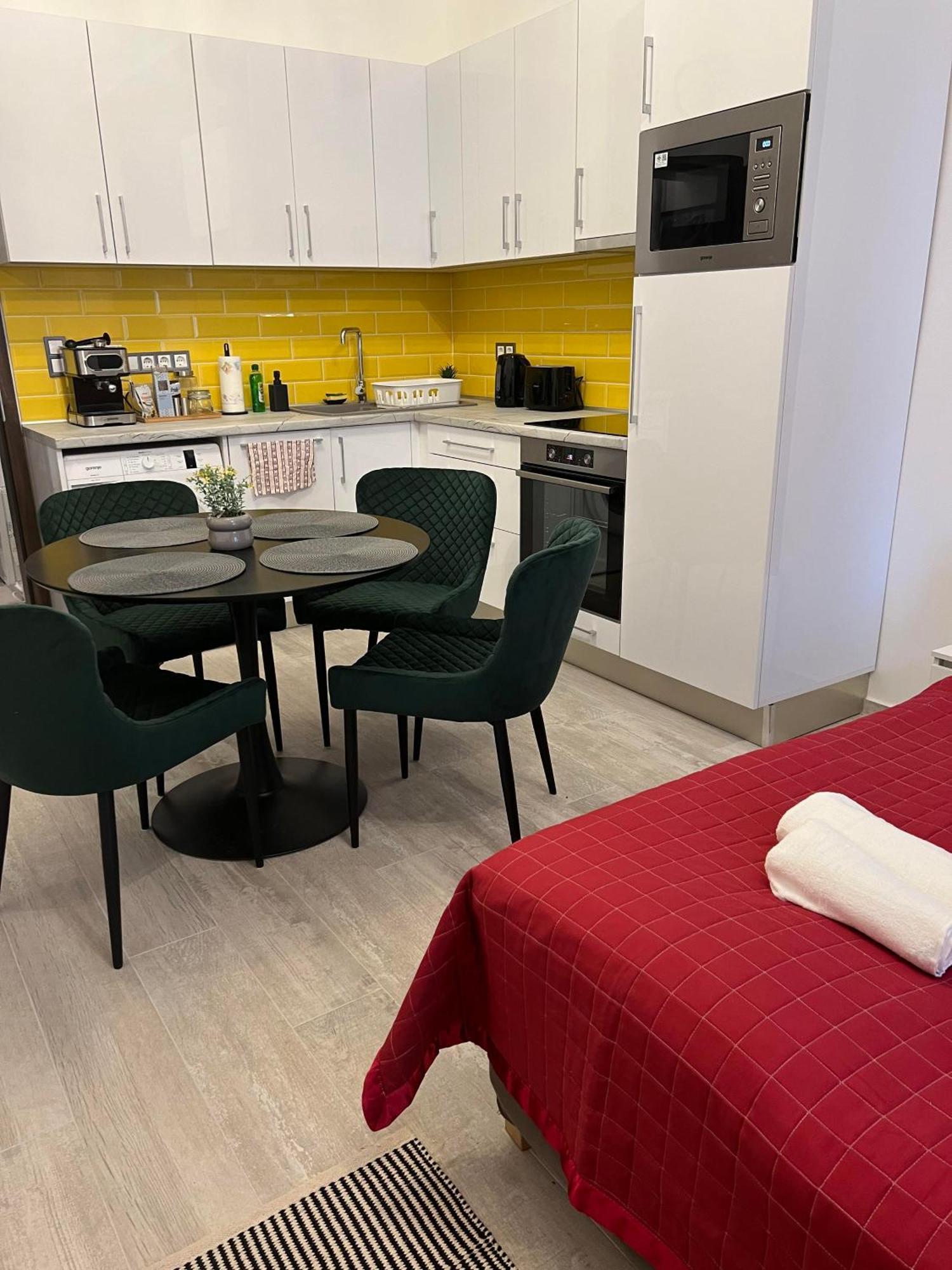 Center In The Famous Hajos Street Apartment