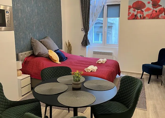 Center Apartman In The Famous Hajos Street
